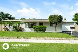 Building Photo - 6700 Douglas St