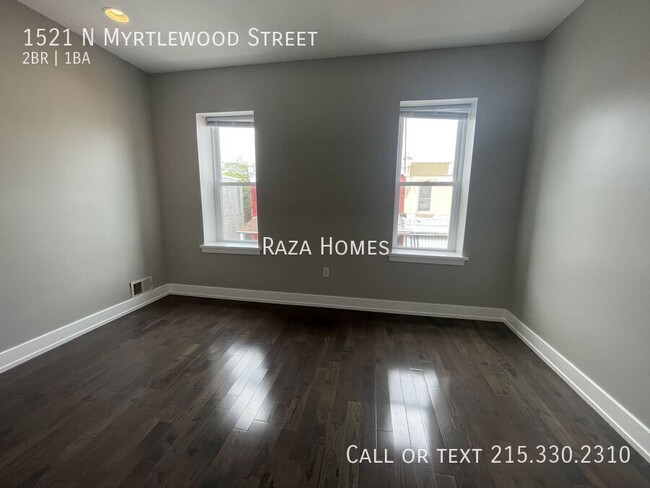 Building Photo - 1521 N Myrtlewood St