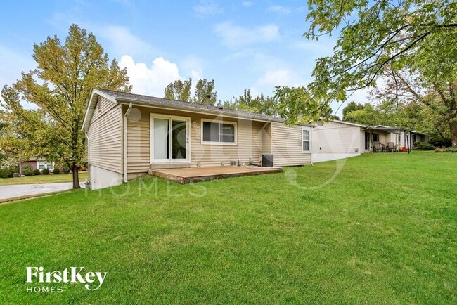 Building Photo - 353 Marywood Ct