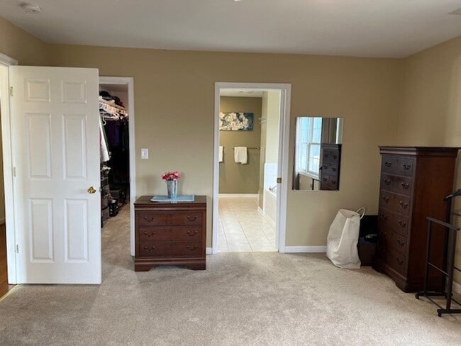 Building Photo - Single Family Home with Breathtaking Views