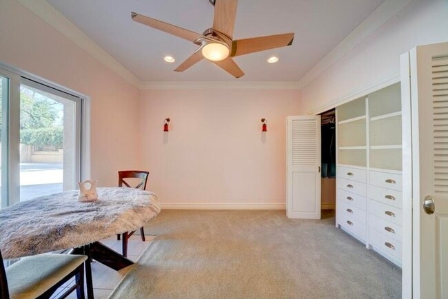 Building Photo - 1377 Knoll Rd