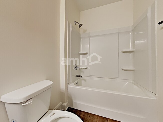 Building Photo - 103 Caitlin Ct