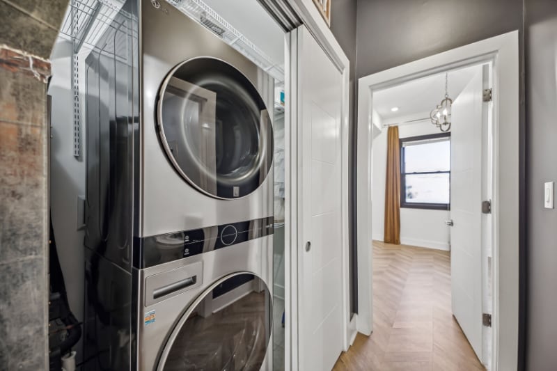 Building Photo - 2012 D St NE