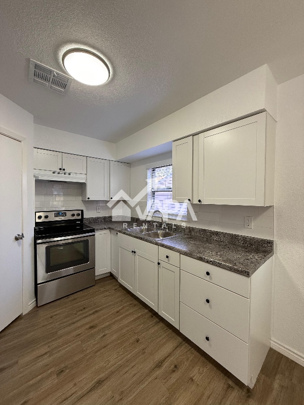 Building Photo - 5222 Tom Stafford Dr