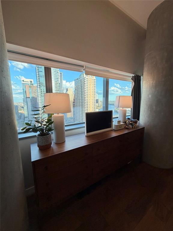 Building Photo - 210 Lavaca St