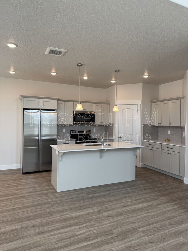 Building Photo - 2841 Blue Dawn Ln