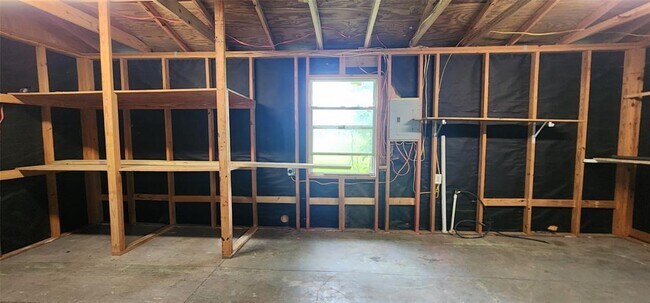 Building Photo - 5701 County Rd 288