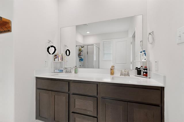 Building Photo - 2804 Cain Dr