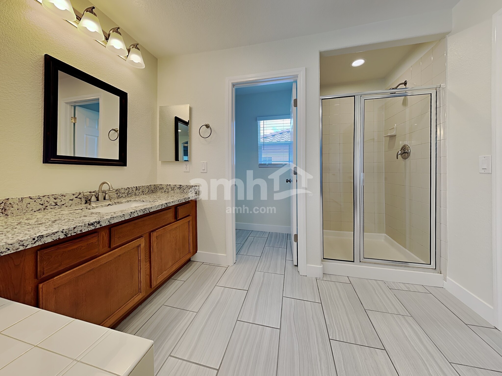 Building Photo - 7956 Dell Ridge Ave.