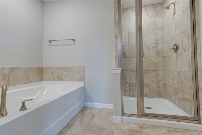 Building Photo - 496 Sunset Park Dr