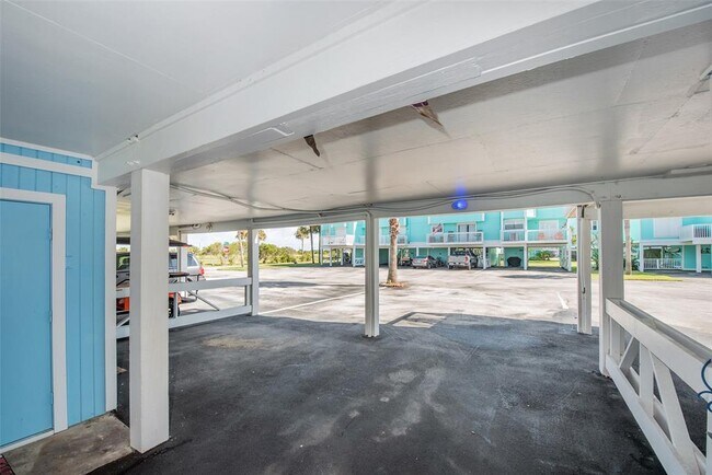 Building Photo - 103 Jean Lafitte Cove