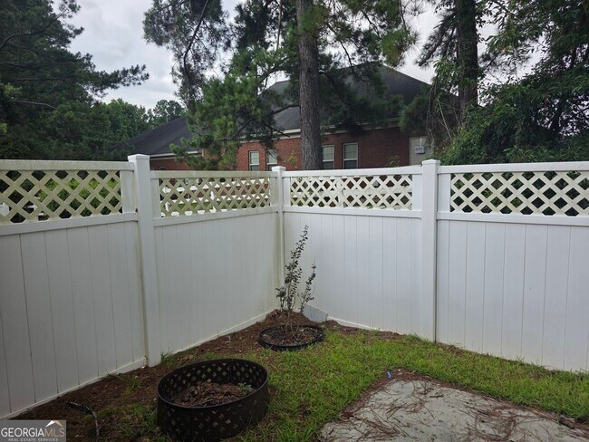 Building Photo - 5022 Winfield Dr