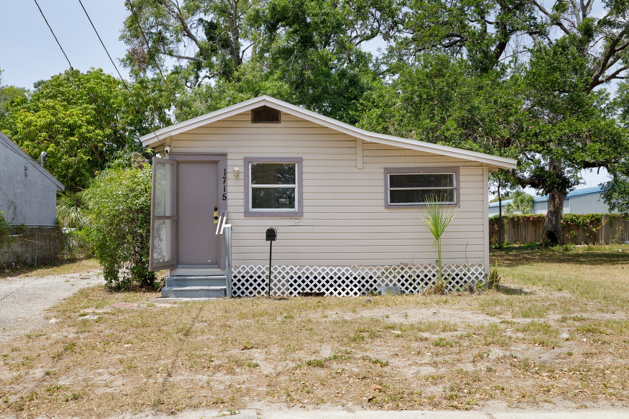 Building Photo - 1715 14th St S