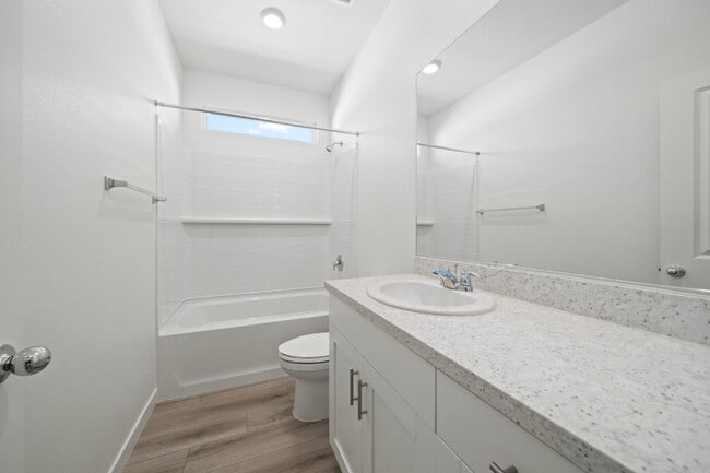 Building Photo - Spacious New 4/2 in Shastina Ranch!