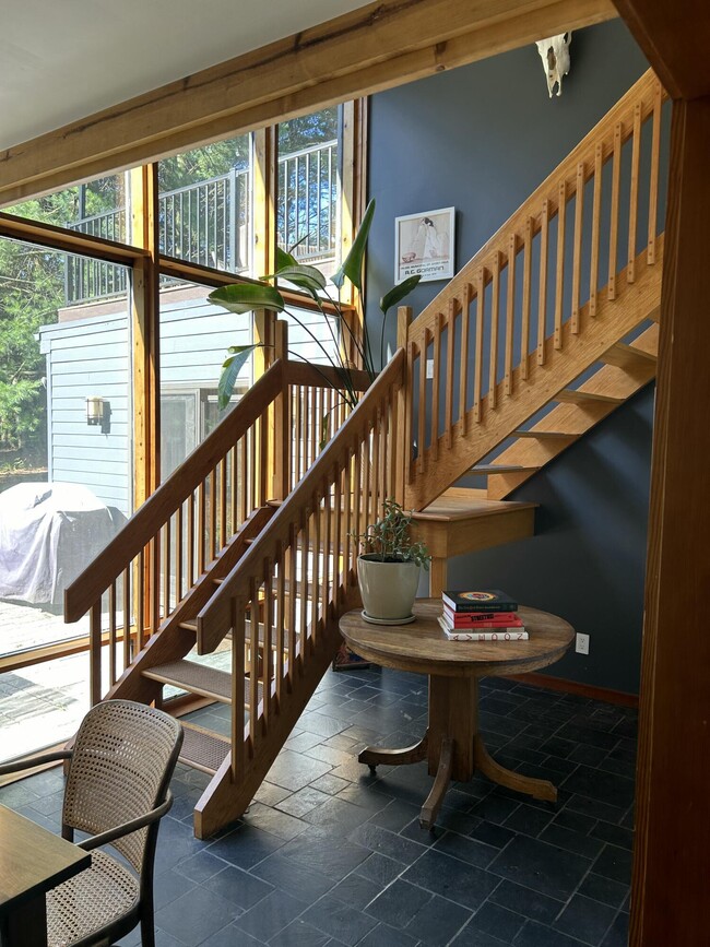 Building Photo - 956 Pratt Ridge Ct