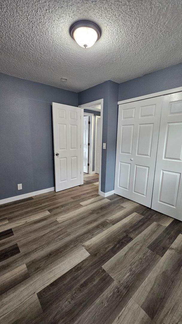 Building Photo - $500 OFF FIRST MONTH SPECIAL | $1011 | 2BR/1BA | Pet-Friendly 4Plex near Memorial Park in Colorad...
