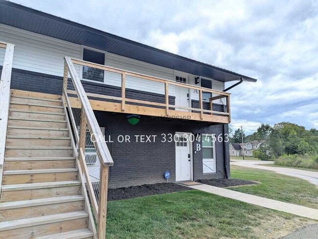 Building Photo - 5003 Massillon Rd