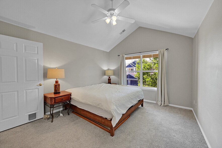 Building Photo - 8200 E 8th Ave