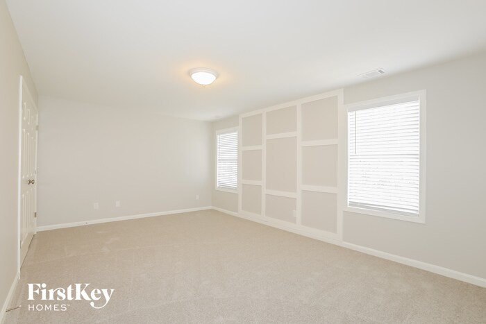 Building Photo - 919 Kendall Park Dr