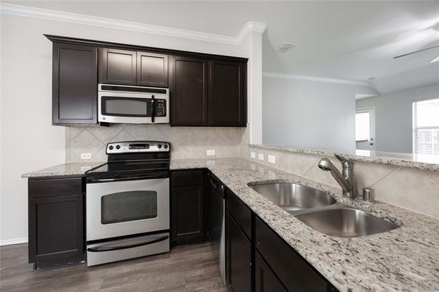 Building Photo - 11817 Summer Springs Dr