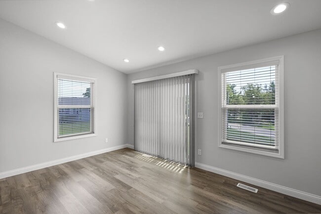 Building Photo - BRAND NEW 3Bed/2Bath Ranch 3 Car Garage