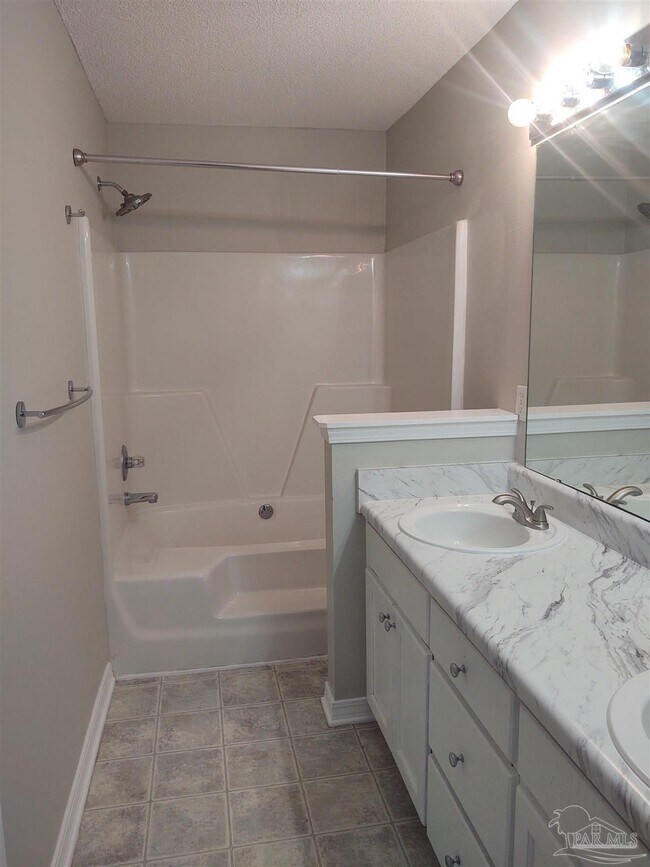 Building Photo - 6351 Cottage Woods Dr