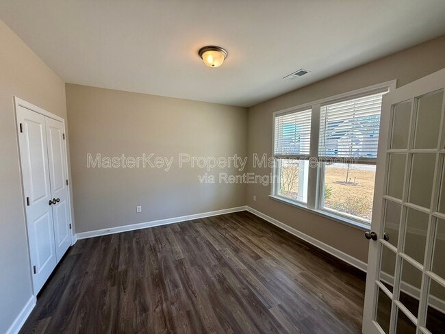 Building Photo - 75 N Clearbrook Ct