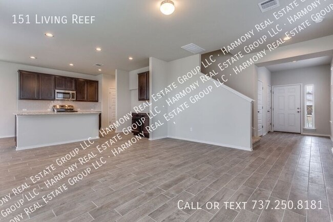 Building Photo - 151 Living Reef Dr