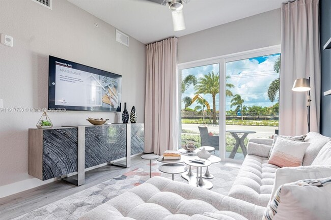 Building Photo - 9351 W Commercial Blvd