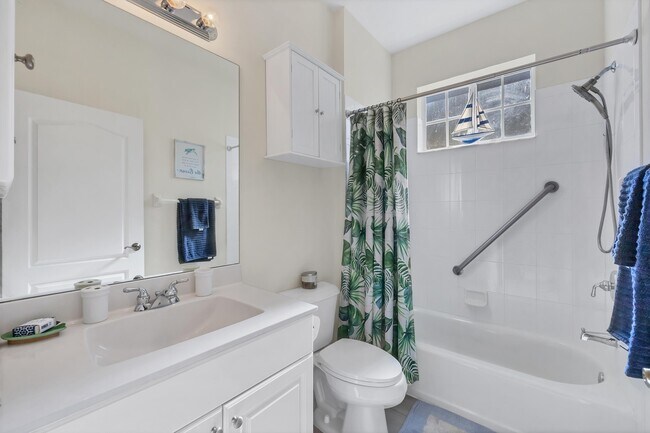 Building Photo - 796 Tartan Dr