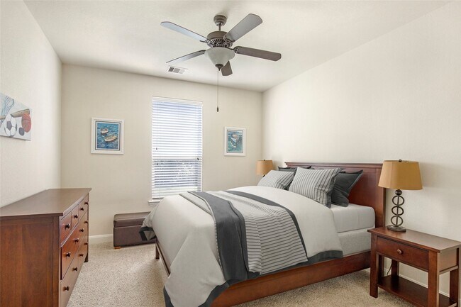 Building Photo - 6703 Honeycrest Lane