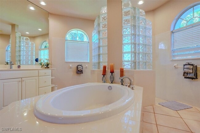 Building Photo - 5613 Harbour Cir