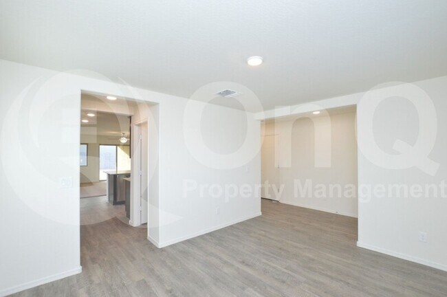 Building Photo - 2569 N Mcdonald Ln