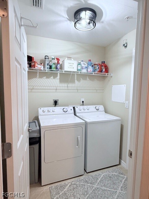 Building Photo - 8500 Violeta St