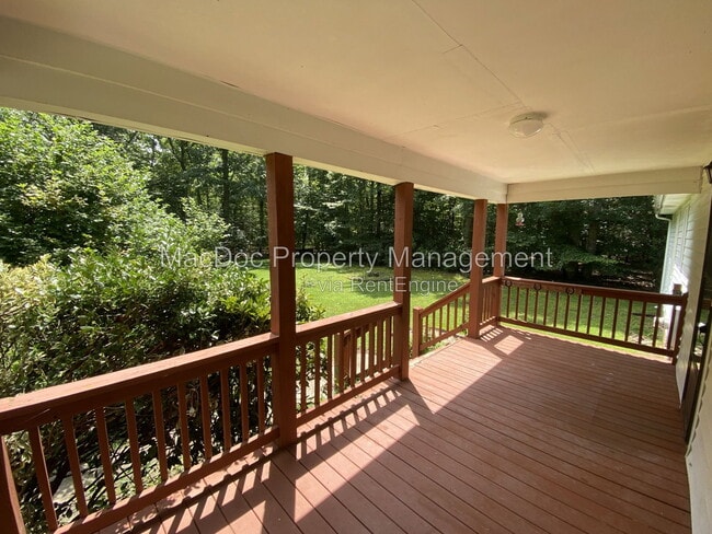 Building Photo - 28341 Edgar Rd