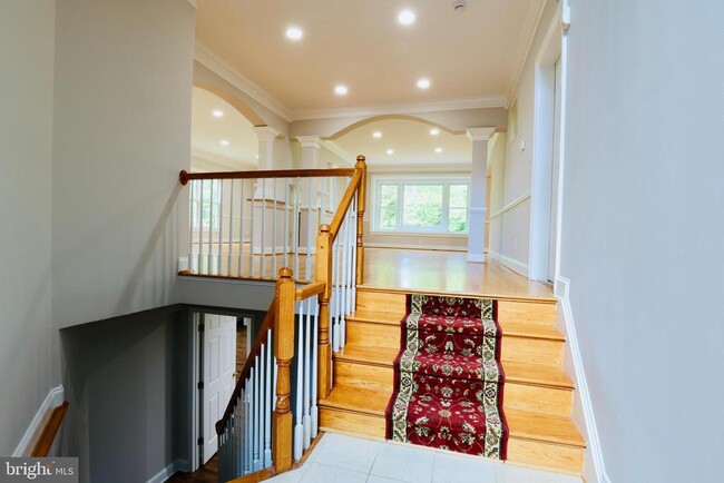 Building Photo - 1310 Forestwood Dr