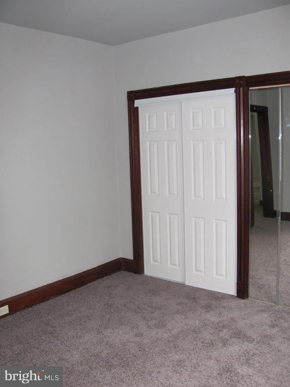 Building Photo - 516 Morgan Ave