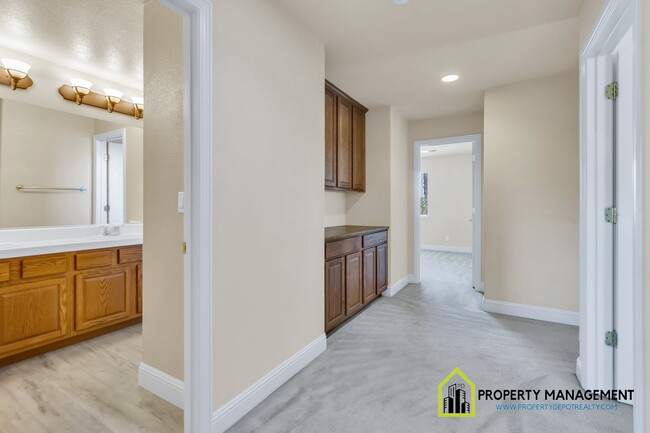 Building Photo - Luxury 5-BR Home Rental in Elk Grove