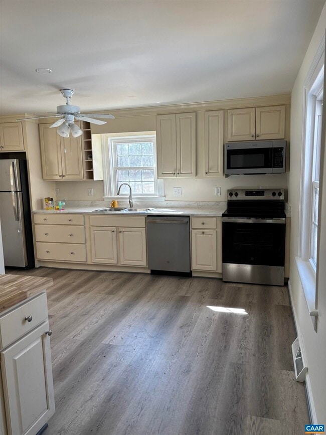 Building Photo - 12663 Thomas Nelson Hwy