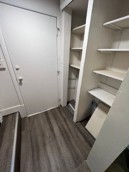 Building Photo - 2101 E 16th Ave