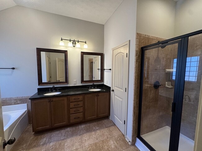 Building Photo - Pike Road Home