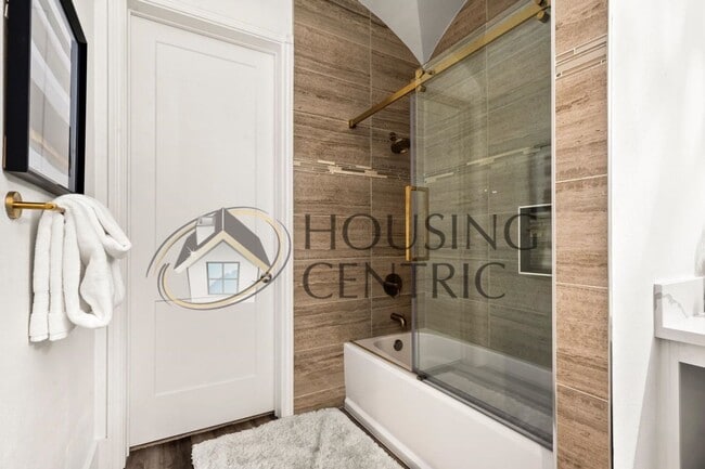 Building Photo - Breathtaking Luxury Custom Rental in Guard Gated Serrano Golf Community!!