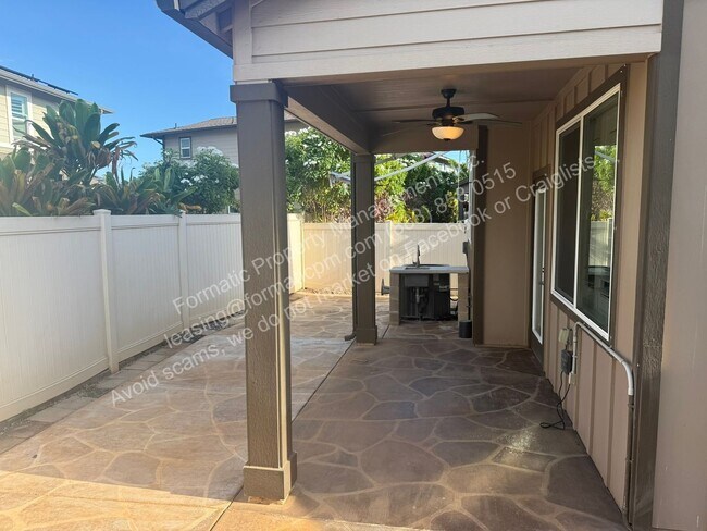 Building Photo - 91-1160-1160 Kamakana St