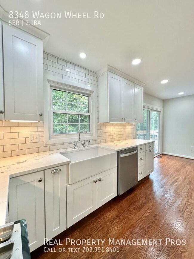 Building Photo - 8348 Wagon Wheel Rd