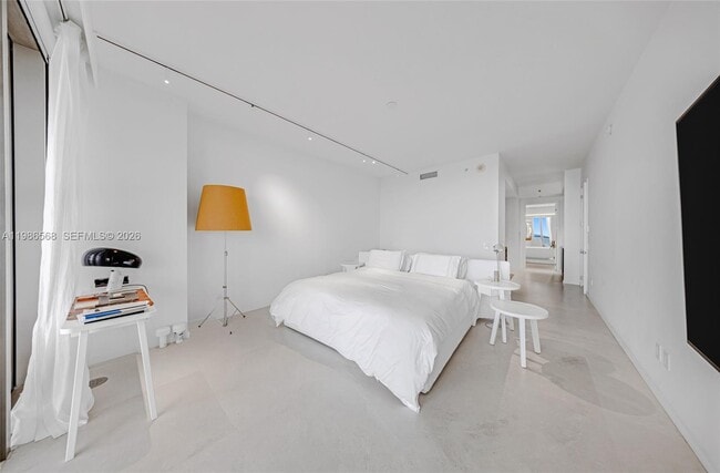 Building Photo - 9705 Collins Ave