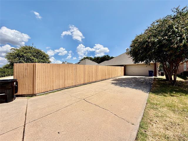 Building Photo - 1632 Castle Pines Dr