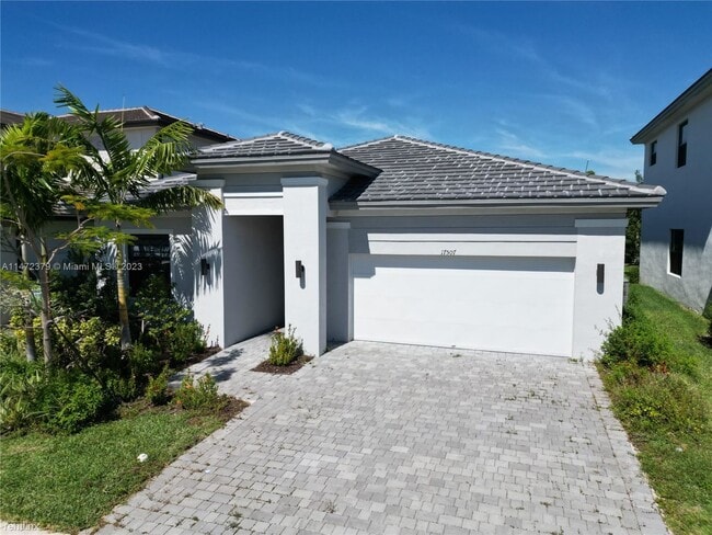 Building Photo - 4 br, 3 bath House - 17507 SW 41st St