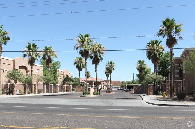 Primary Photo - Tanner Manor Apartments