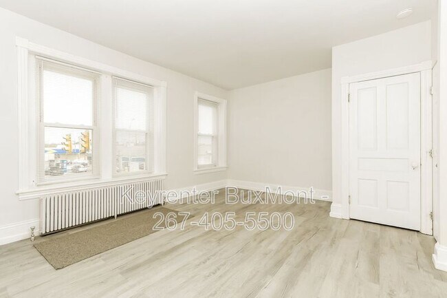 Building Photo - 340-342 W Broad St