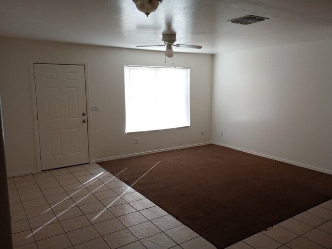 Building Photo - S Moon Valley Rd